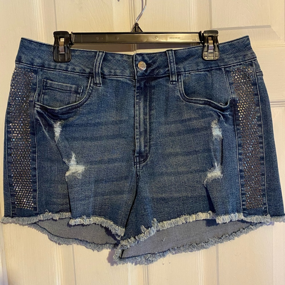 Fabulous new Venus shorts jean denim shorts jeans material - Picture 2 of 6